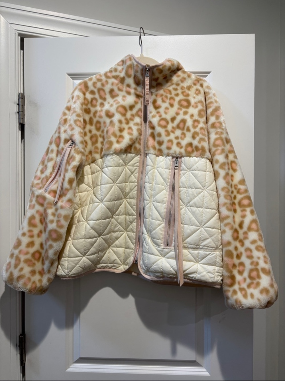 UGG Leopard Fleece & Quilted Jacket - Cream/Pink